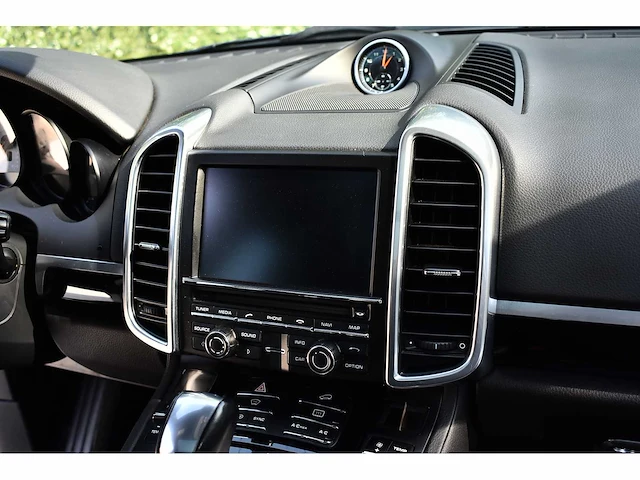 2014 porsche cayenne s e-hybrid suv 3,0l v6 - 2014 - btw auto - 05g-hpa - afbeelding 47 van  56