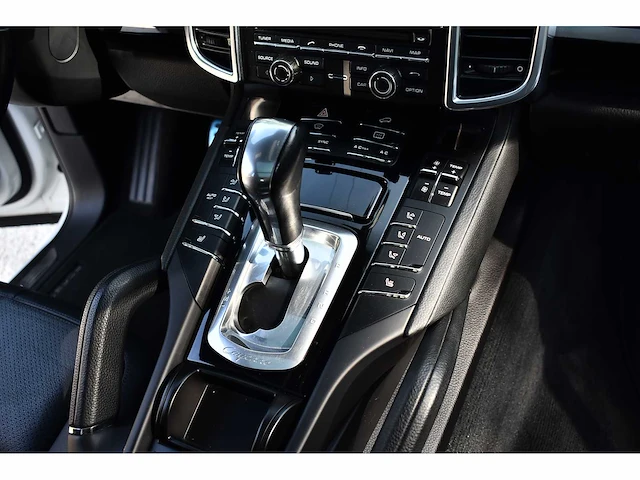 2014 porsche cayenne s e-hybrid suv 3,0l v6 - 2014 - btw auto - afbeelding 88 van  102