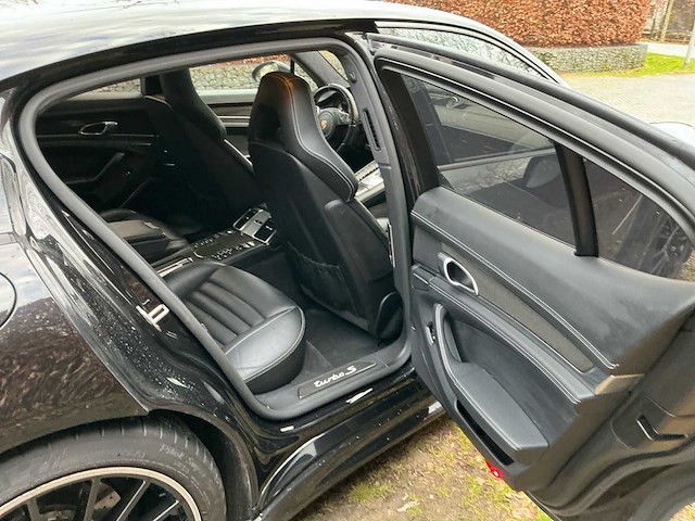 2014 porsche panamera 4.8 turbo s personenauto - afbeelding 28 van  34