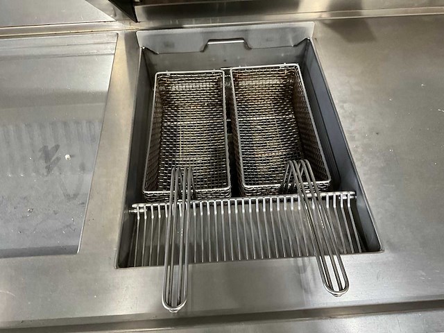 2014 qbtec hrf2 friteuse - afbeelding 23 van  36