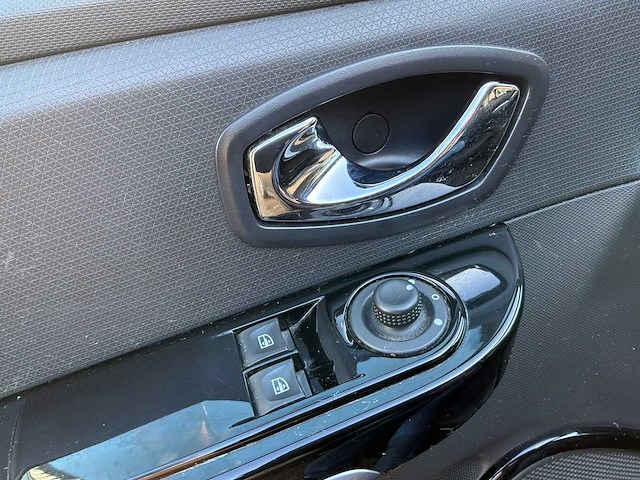 2014 renault clio estate 0.9 tce night&day personenauto - afbeelding 37 van  52