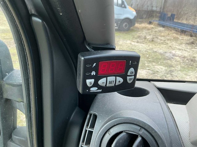 2014 renault master t35 2.3dci l3 eco geconditioneerde bedrijfswagen - afbeelding 31 van  38