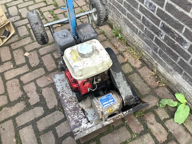 2014 revo lvw1800 trilplaat - afbeelding 2 van  4