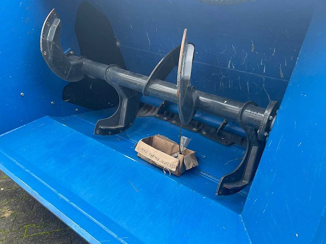 2014 robert bmh 2600 vs voerdoseercontainer - afbeelding 5 van  12