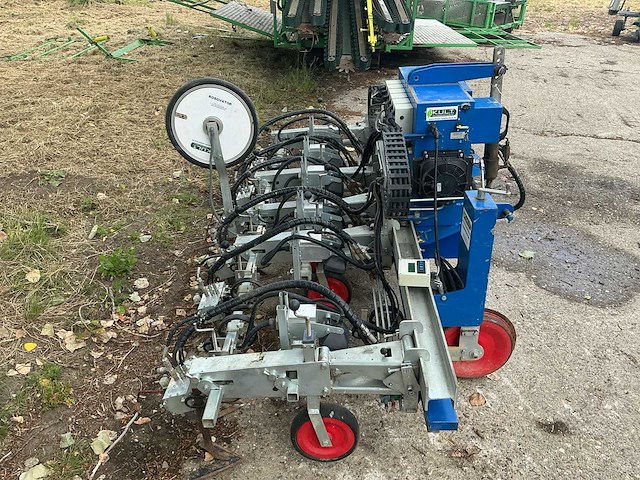2014 robovator mek automatische in-ro schoffelmachine - afbeelding 12 van  28