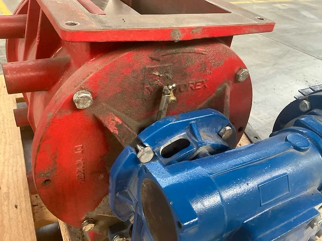 2014 rotary valve / cellensluis met wam 1,5 kw aandrijving - afbeelding 3 van  15