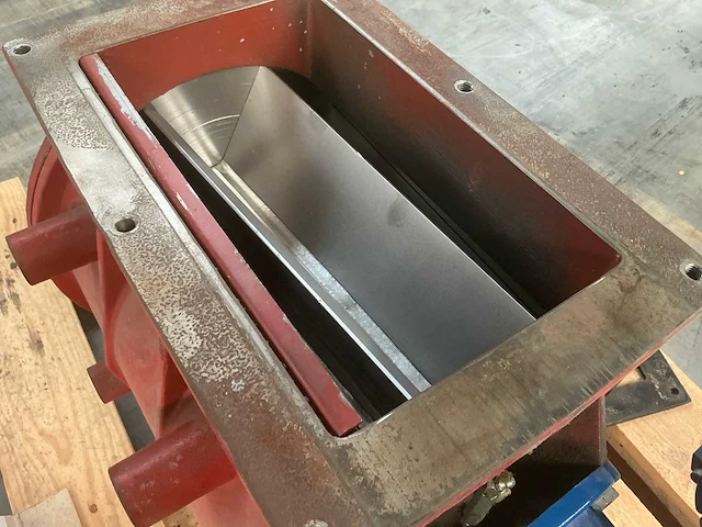 2014 rotary valve / cellensluis met wam 1,5 kw aandrijving - afbeelding 8 van  15