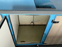 2014 scania p370 opleggertrekker met 2001 de vries jv10000 visverkoop oplegger - afbeelding 18 van  45