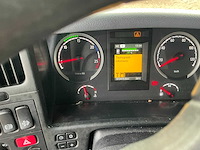 2014 scania p370 opleggertrekker met 2001 de vries jv10000 visverkoop oplegger - afbeelding 28 van  45