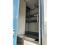 2014 scania p370 opleggertrekker met 2001 de vries jv10000 visverkoop oplegger - afbeelding 8 van  13