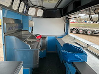 2014 scania p370 opleggertrekker met 2001 de vries jv10000 visverkoop oplegger - afbeelding 9 van  45