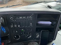 2014 scania p370 opleggertrekker met 2001 de vries jv10000 visverkoop oplegger - afbeelding 38 van  45