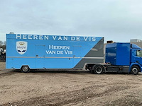 2014 scania p370 opleggertrekker met 2001 de vries jv10000 visverkoop oplegger - afbeelding 40 van  44
