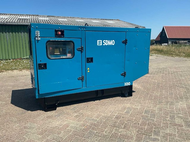 2014 sdmo j110k stroomgenerator - afbeelding 1 van  12