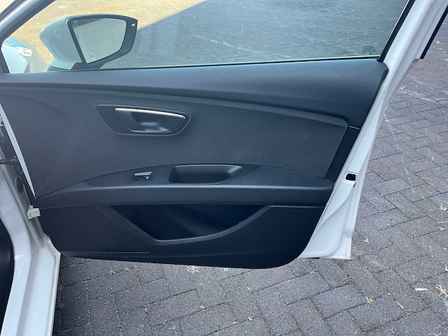 2014 seat leon st 1.2 tsi ref. bns. personenauto - afbeelding 22 van  37