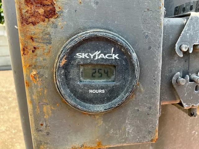 2014 skyjack hoogwerker defect - afbeelding 8 van  20