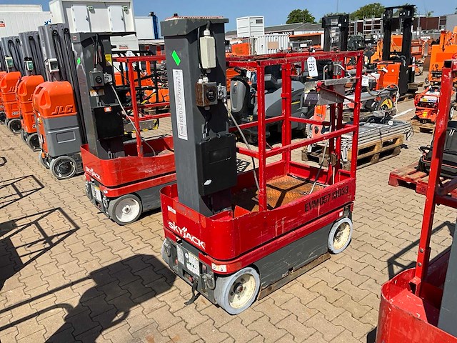 2014 skyjack sj12 personenlift - afbeelding 15 van  19