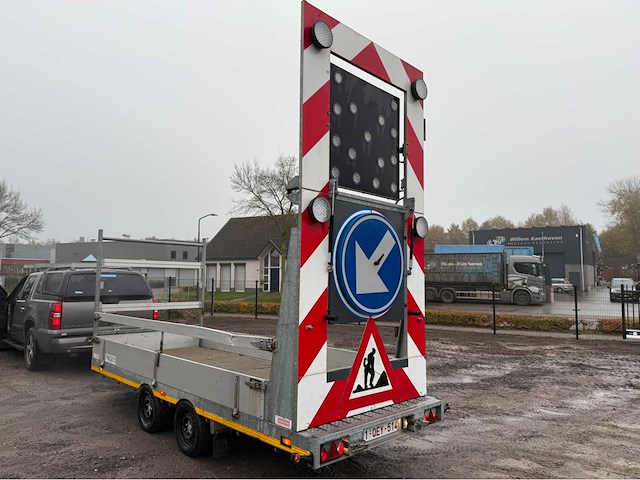 2014 steur egghe tb3500 signalisatie aanhangwagen - afbeelding 1 van  8