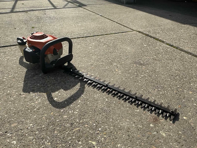 2014 stihl hs45 heggenschaar - afbeelding 2 van  7