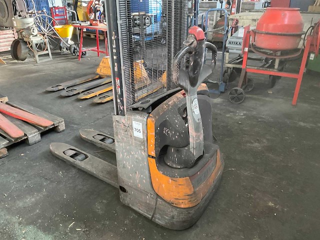 2014 still f20271e01145 stapelaar - afbeelding 6 van  8