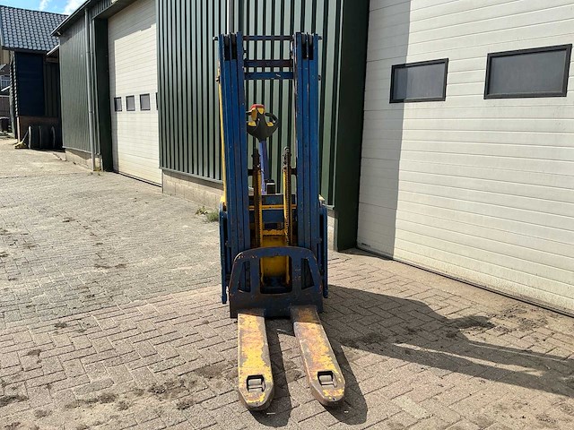 2014 stocklin ehs1600 stapelaar - afbeelding 1 van  10