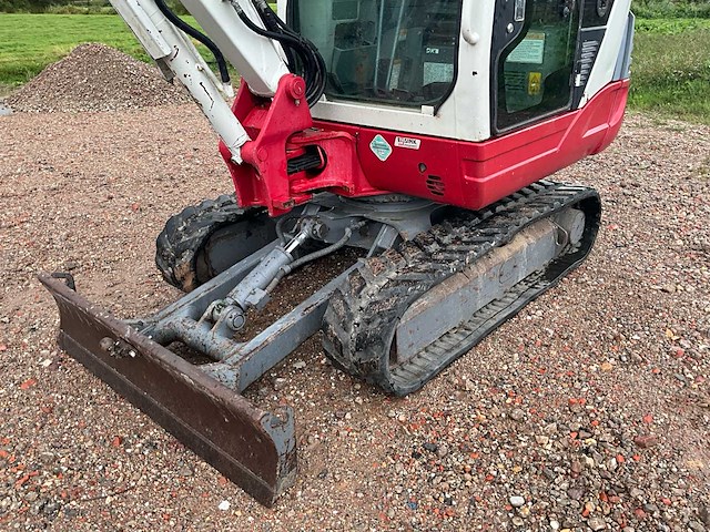 2014 takeuchi tb228 minigraafmachine - afbeelding 2 van  32