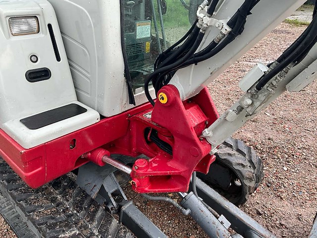 2014 takeuchi tb228 minigraafmachine - afbeelding 11 van  32