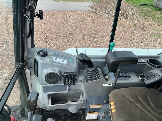 2014 takeuchi tb228 minigraafmachine - afbeelding 16 van  32