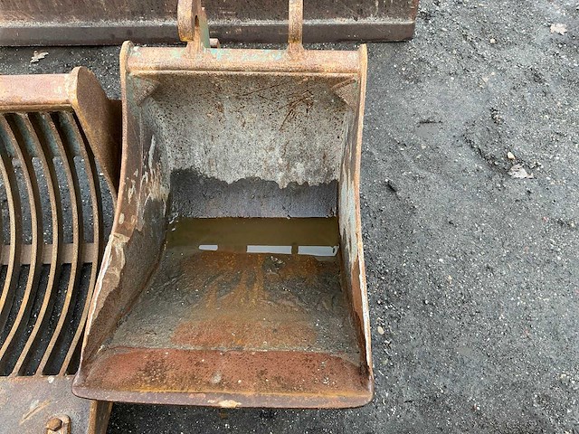 2014 takeuchi tb235 minigraafmachine - afbeelding 8 van  43