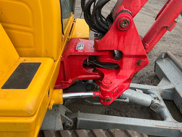 2014 takeuchi tb235 minigraafmachine - afbeelding 24 van  55
