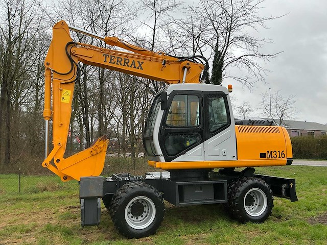 2014 terrax m316 mobiele graafmachine - afbeelding 1 van  42