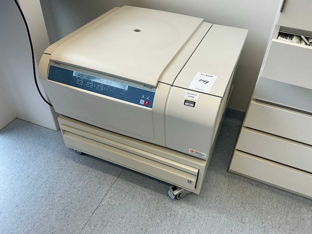 2014 thermowetenschappelijke heraeus megafuge 40r centrifuge - afbeelding 3 van  9