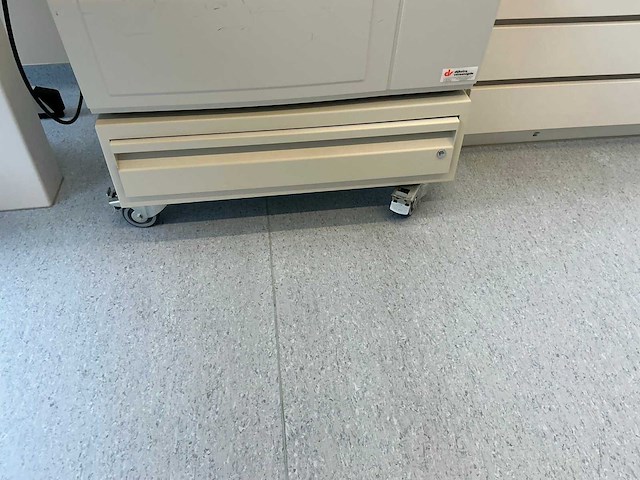 2014 thermowetenschappelijke heraeus megafuge 40r centrifuge - afbeelding 7 van  9