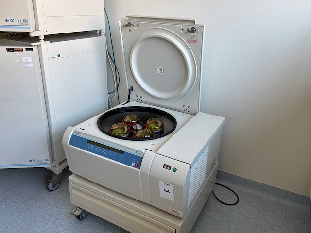 2014 thermowetenschappelijke heraeus megafuge 40r centrifuge - afbeelding 2 van  8