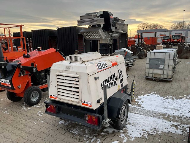 2014 tower light superlight vt1 led lichtmast aggregaat aanhangwagen - afbeelding 11 van  17