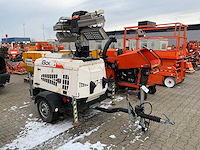 2014 tower light superlight vt1 lichtmast aggregaat aanhangwagen - afbeelding 9 van  16