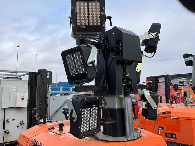 2014 tower light vb-9 lichtmast aggregaat aanhangwagen - afbeelding 7 van  28