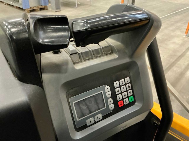 2014 toyota bt optio ome100h man-up truck - afbeelding 13 van  13