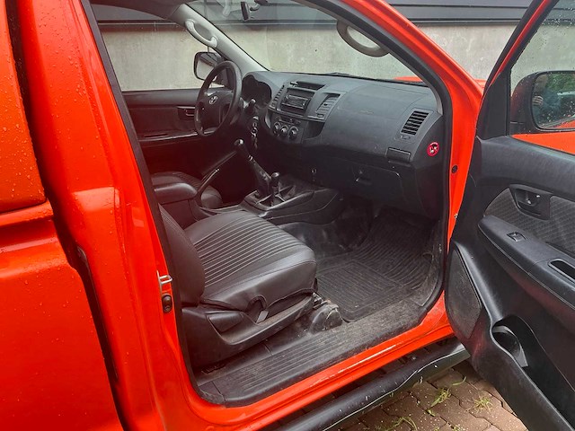 2014 toyota hilux 2.5 d-4d lx bedrijfswagen - afbeelding 7 van  49