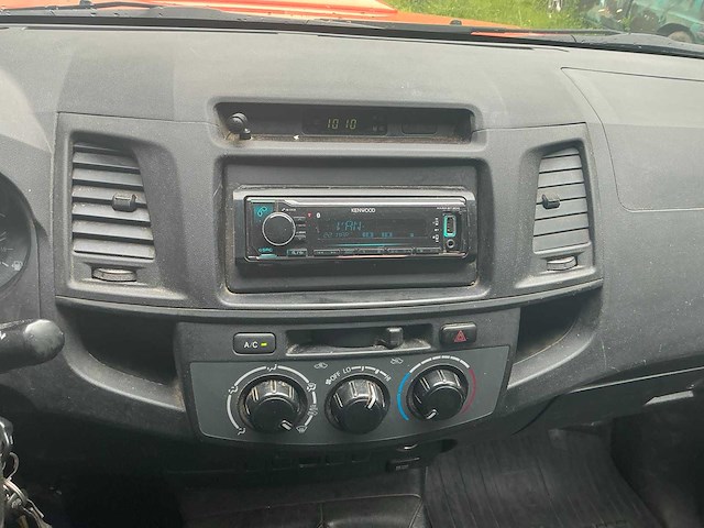 2014 toyota hilux 2.5 d-4d lx bedrijfswagen - afbeelding 8 van  49