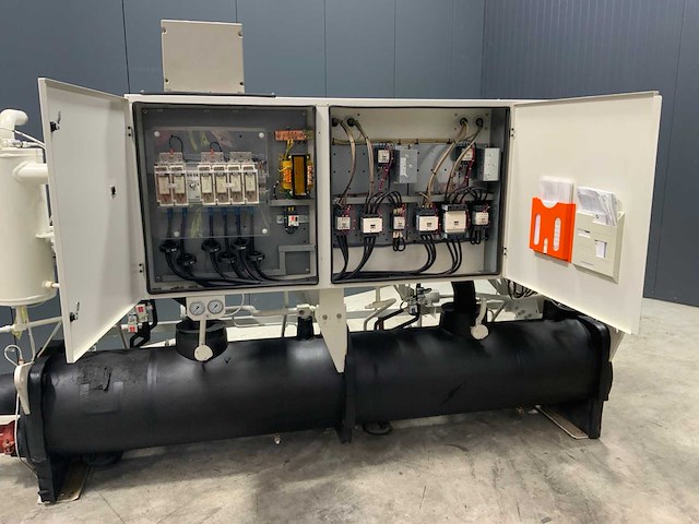 2014 trane rtud140e chiller (c) - afbeelding 5 van  9