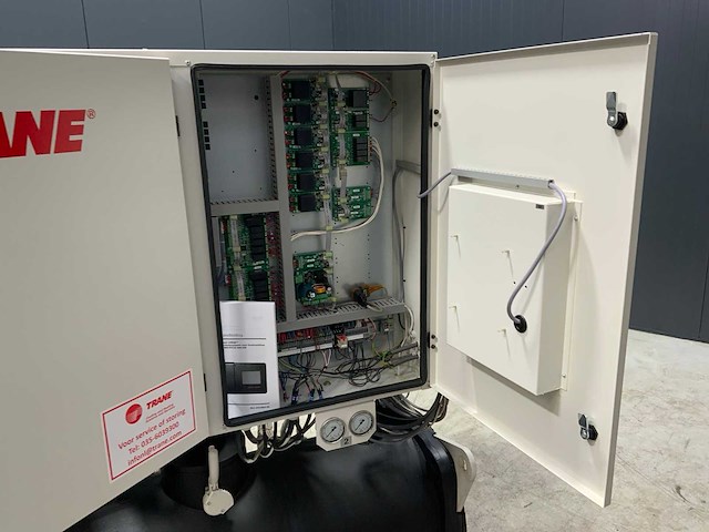 2014 trane rtud140e chiller (c) - afbeelding 6 van  9