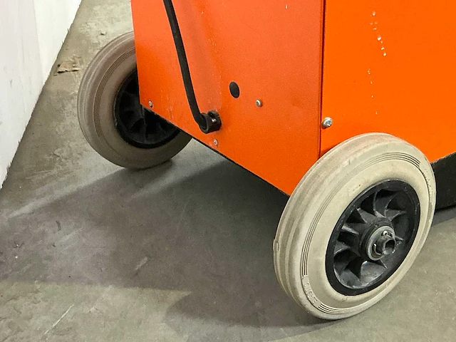 2014 trotec ttk 400 bouwdroger 75l - afbeelding 1 van  4
