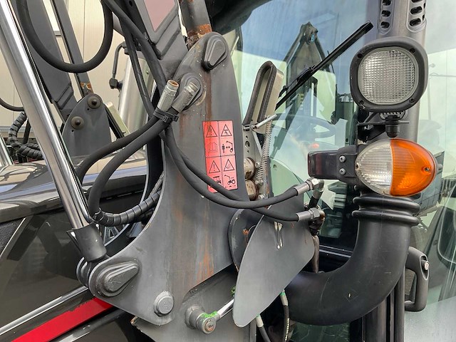 2014 valtra n123 hitech5 vierwielaangedreven landbouwtractor - afbeelding 7 van  20