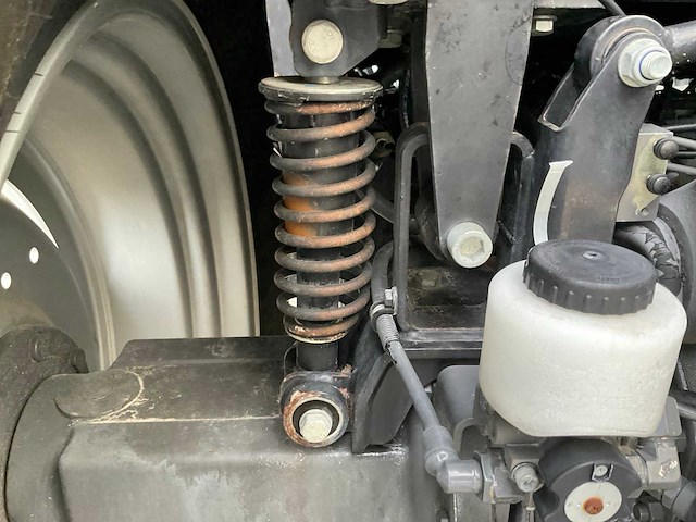 2014 valtra n123 hitech5 vierwielaangedreven landbouwtractor - afbeelding 9 van  20