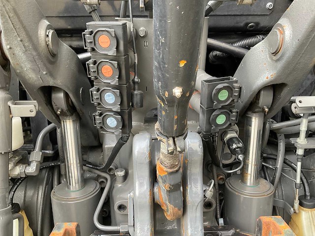 2014 valtra n123 hitech5 vierwielaangedreven landbouwtractor - afbeelding 10 van  20