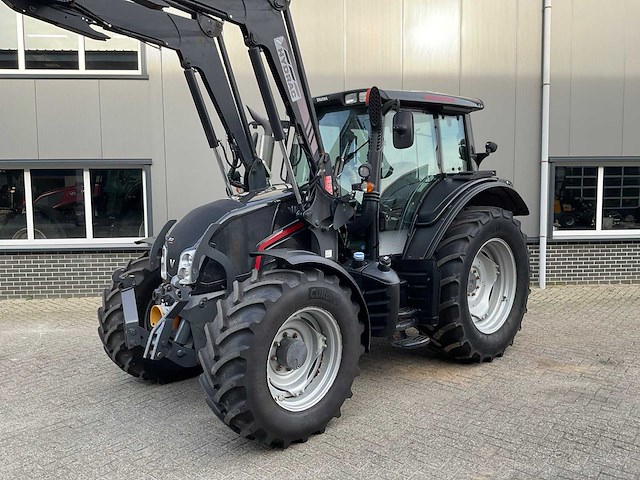 2014 valtra n123 hitech5 vierwielaangedreven landbouwtractor - afbeelding 6 van  20