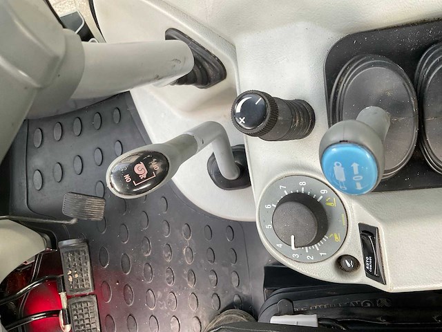 2014 valtra n123 hitech5 vierwielaangedreven landbouwtractor - afbeelding 14 van  20