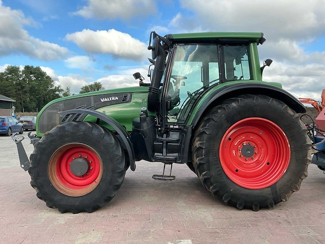2014 valtra t163 vierwielaangedreven landbouwtractor - afbeelding 12 van  38