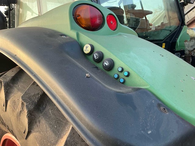 2014 valtra t163 vierwielaangedreven landbouwtractor - afbeelding 7 van  32